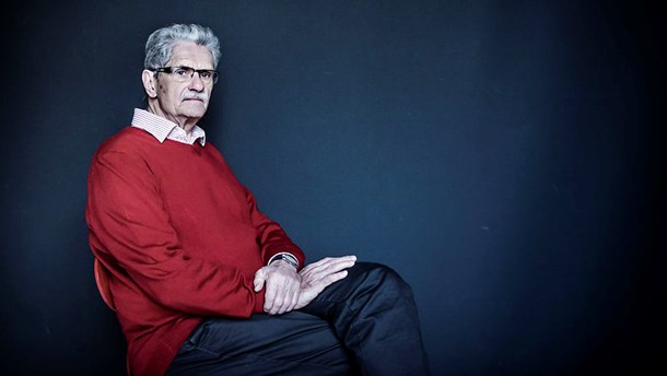 Roald Als laver Lykketoft-portræt