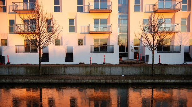 Der er stort pres på boligmarkedet i København, og det kommer blandt andet til udtryk ved store indtægter på ventelisterne i de almene boligselskaber. 