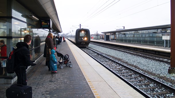 DSB skal udfordres af andre togselskaber, mener mere end halvdelen af danskerne.