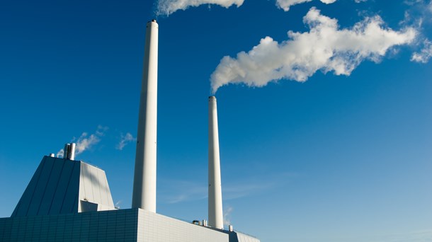 EU’s CO2-kvotesystem blev lanceret i 2005. På trods af ændringer i det første system har udbuddet af CO2-kvoter været større end efterspørgslen og prisen dermed lav.