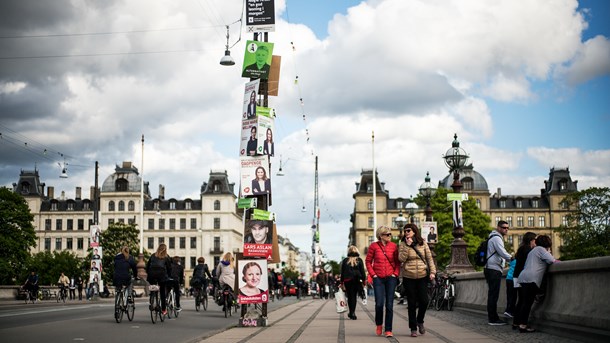 Den gammeldags valgplakat virker stadig