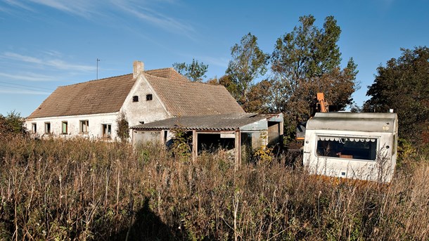 Faldefærdigt hus i Udkantsdanmark. (Arkivfoto.)