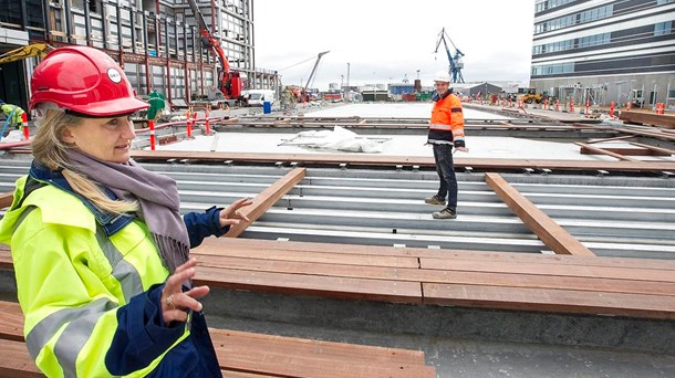 Byduvikling omkring havnen i Aarhus trak i 2016 så store veksler på kommunens anlægsudgifter, at det påvirker kommunernes samlede evne til at holde sig inden for økonomiaftalens anlægsramme.