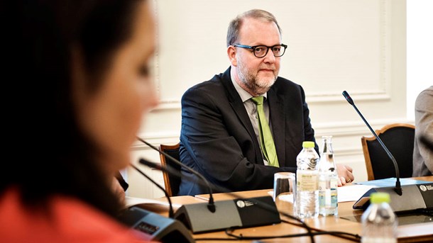 Torsdag er energiminister Lars Chr. Lilleholt kaldt i samråd for at svare på spørgsmål om energispareordningen. Arkivfoto.