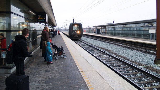 Det skal være svært, før det bliver godt. De kommende 10 år står på store ombygninger af den danske jernbane. Men fra 2030 og frem lover DSB en så effektiv og konkurrencedygtig drift, at det statslige tilskud helt kan undværes.