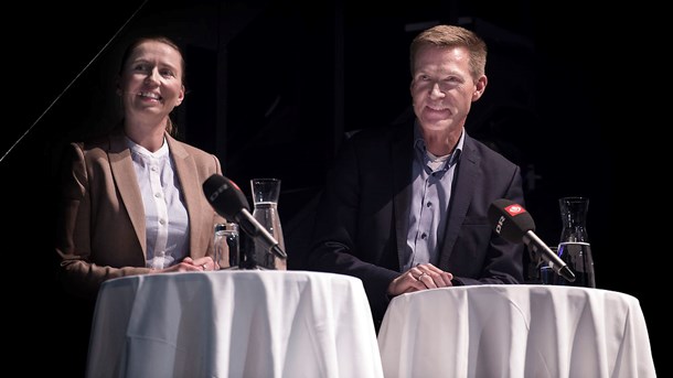 Kristian Thulesen Dahl festede med Mette Frederiksen og fagbevægelsen: 