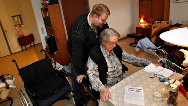 På trods af nye regler kan kommuner fortsat vælge at lade være med at forsikre deres frivillige på eksempelvis landets plejehjem.