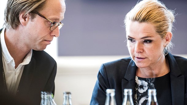 Støjberg under samråd: Der blev administreret ulovligt