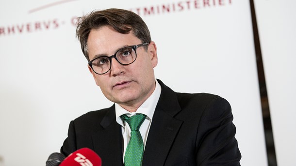 Erhvervsminister Brian Mikkelsen overrasker positivt med ny, hård lov mod hvidvaskning af penge, mener Cevea.