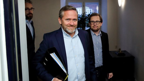 Regeringen har skudt det politiske efterår i gang med en række udspil. Umiddelbart er der ingen belønning fra vælgerne, der placerer Liberal Alliance på det laveste niveau i valgperioden.