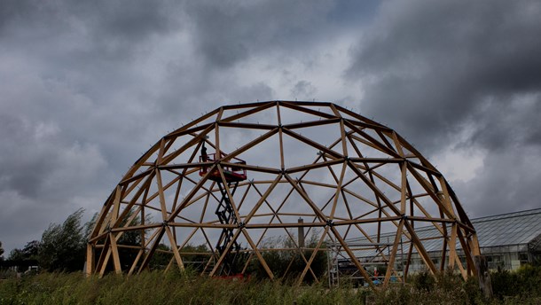 Arkitekterne Kristoffer Tejlgaard, Benny Jepsen, Flemming Wisler fra NXT og NCC står bag Copenhagen Dome, der er under opførelse i Taastrup. 