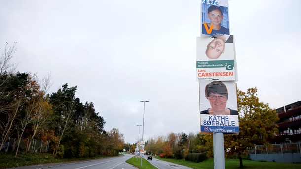 Dansk Folkepartis byrådskandidater svarer mest forskelligt på otte politiske nøglespørgsmål. Venstre-kandidaterne følger lige efter, mens Konservatives er dem med størst spredning i de værdipolitiske svar.