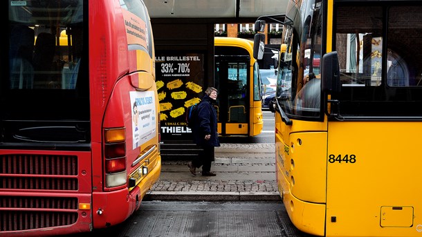 V og R: Send mastodonten Movia på slankekur og styrk den kollektive trafik