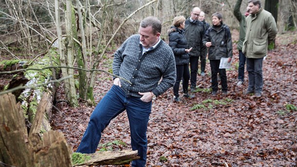 Billedet af Lars Løkke i Fovslet Skov ved Kolding afspejler en af årets vigtigste begivenheder i 2017, nemlig at biodiversiteten kom på dagsordenen på Christiansborg. 