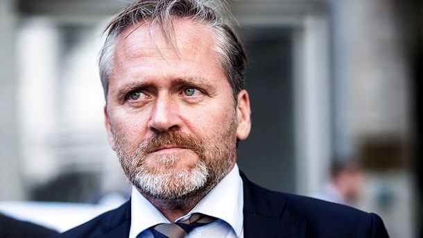 Anders Samuelsen til partifællerne: Undskyld!