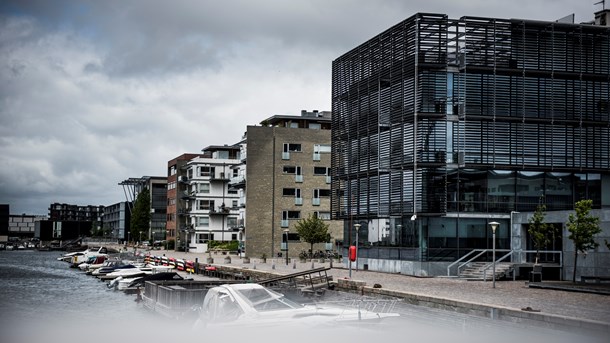 TÆNK SMÅT! I Københavns nye bydele i Sydhavnen, Tegl- og Sluseholmene, er der ikke én eneste lejlighed på under 60 kvadratmeter.