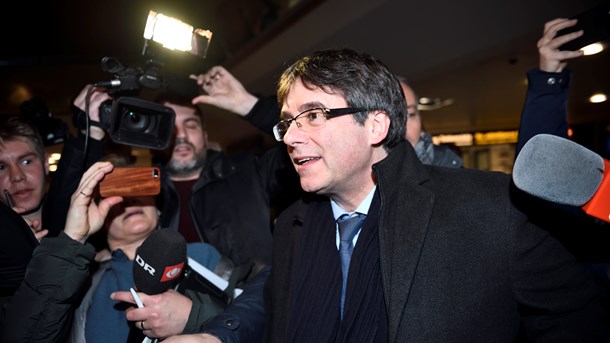 Den catalanske ekspræsident Carles Puigdemont skal have gjort mere end at have stået i spidsen for en ulovlig folkeafstemning for at blive udleveret fra Danmark, vurderer en ekspert. Puigdemont deltager i en debat på Københavns Universitet mandag klokken 14.