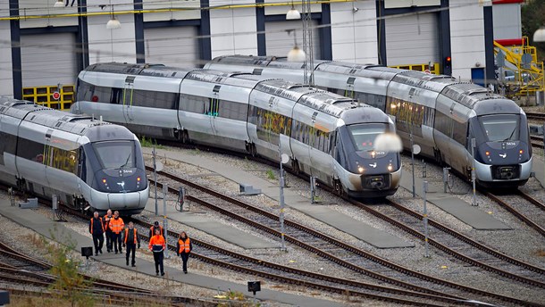 Torsdag forventer regeringen at kunne indgå aftale med i hvert fald Dansk Folkeparti om indkøb af nye eltog som erstatning for DSB's nuværende IC-tog.