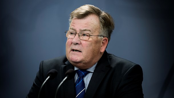 Forsvarsminister Claus Hjort Frederiksen (V) understreger, at det er er kommunernes eget ansvar og pligt at tildele de kommunale beredskaber de nødvendige ressourcer.