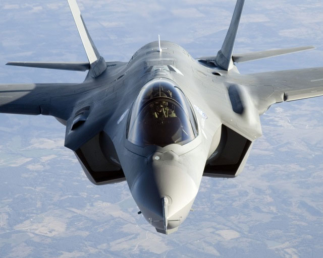 Pentagon: F-35 kan blive over 40 pct. dyrere i drift end F-16