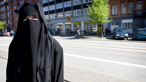 Regeringen ser burkakvinderne som 