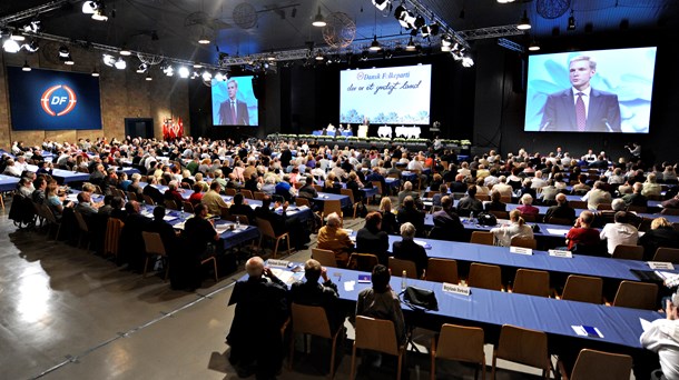 Dansk Folkeparti mister vælgere og har på en måned tabt tre mandater. Læsset trækkes i for høj grad af Kristian Thulesen Dahl, vurderer Altingets kommentator.