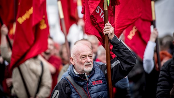 1. maj er traditionelt de røde faners festdag. En ny vælgeranalyse viser dog, at arbejderen anno 2018 ikke nødvendigvis stemmer til venstre for midten.