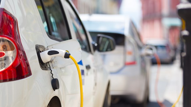 Et af de store huller i regeringens energiudspil er, at transportområdet slet ikke bliver nævnt, skriver Thomas Rand og Tina Kramer Kristensen.