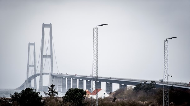 Flere udflyttede arbejdspladser har i forbindelse med første udflytningsrunde valgt at bruge penge på hjælpepakker til at fastholde medarbejdere. 