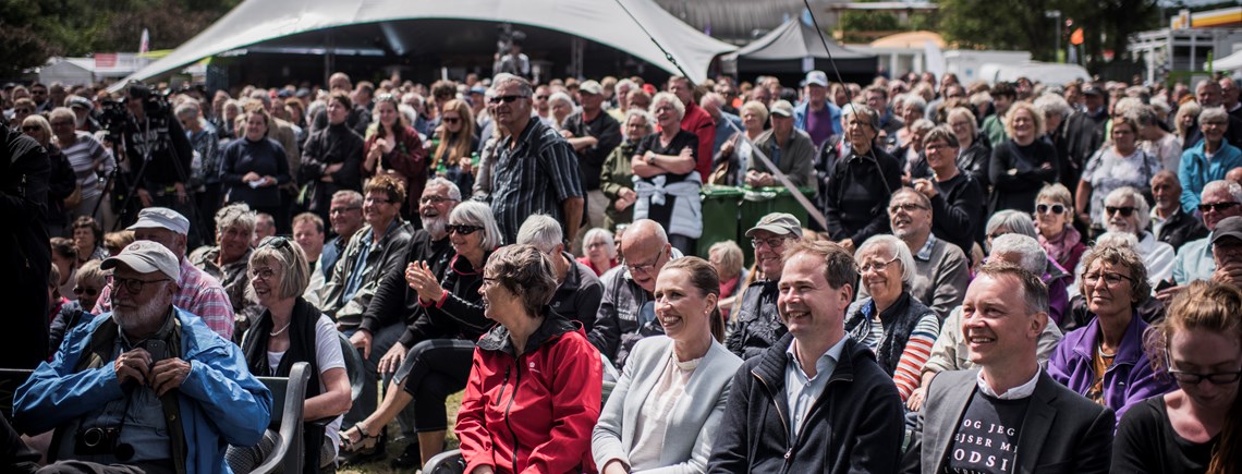 ER I KLAR? Snart skal solen debatteres sort over Gudhjem - og Allinge. Foto fra FM17.