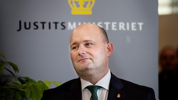 Justitsministeren vil løsne lænkerne om låste arvemillioner