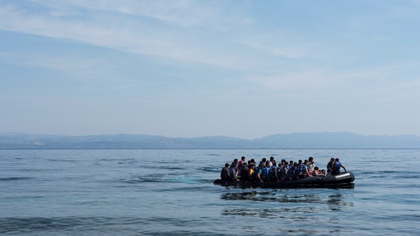 Gummibåd med cirka 50 flygtninge omkommer til Lesbos, via Ægæerhavet fra Tyrkiet, hvor de har betalt 1000 dollars for at komme med. [Foto: Søren Bidstrup/Ritzau Scanpix].