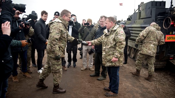 Dagens overblik: 4 ud af 10 er klar til at bruge flere penge på forsvaret, og der bliver kampvalg hos Radikale