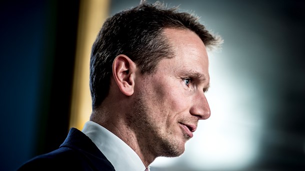 Venstres finansminister Kristian Jensen siger i et stort interview med Jyllands-Posten, at den offentlige sektor over de næste ti år skal opleve gradvis vækst.