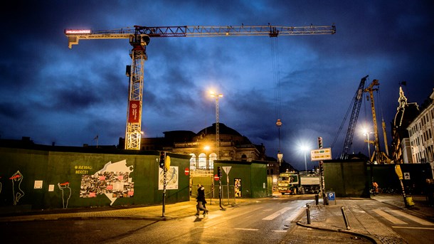 En erhvervsrettet FGU skal sluse de unge ud på byggepladserne, mener borgmester Cecilia Lonning-Skovgaard (V) og Jens-Kristian Lütken. (Arkiv)