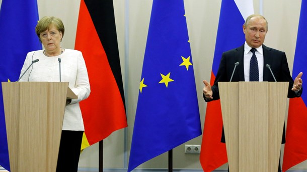 Både Merkel og Putin har stor interesse i, at Nord Stream 2 bliver til virkelighed. 