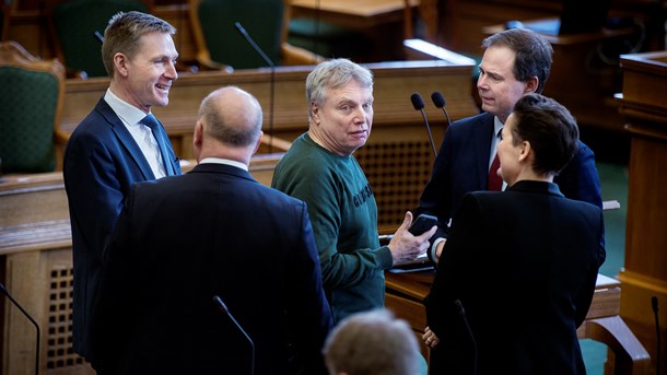 Skal man tro den seneste måling fra Norstat, kan rød blok godt tillade sig at gå uden om Uffe Elbæk, når en eventuel Mette Frederiksen-ledet regering skal sættes sammen efter et valg. 