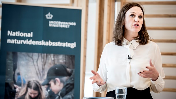 Undervisningsminister Merete Riisager (LA) har en række rådgivere og eksperter nedsat. Få overblik over dem.