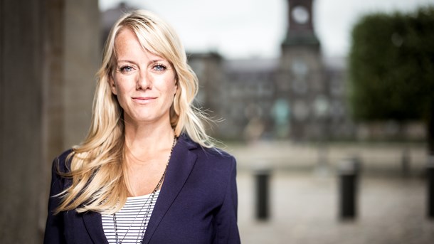 Pernille Vermunds parti, Nye Borgerlige, bliver belønnet af vælgerne i meningsmålingerne.