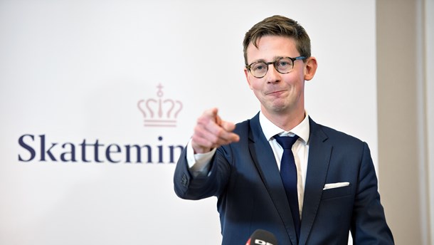 Det har ikke været muligt at få et interview med Karsten Lauritzen (V) om, hvorfor Skatteministeriet først forventer at udlevere det sidste materiale til en kommissionsundersøgelse af Skat i slutningen af 2019.