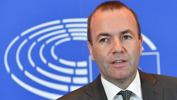 Lederen af Europa-Parlamentets største politiske gruppe, 46-årige tyske Manfred Weber, vil overtage Jean-Claude Junckers job som EU-kommissionsformand.