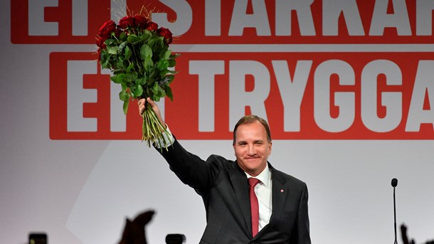 Tæt løb mellem blokkene i Sverige: Stefan Löfven vil ikke gå af