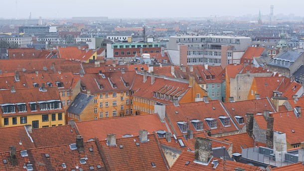 Den nye pulje til renoveringsstrategi for ældre bygninger bør være en hjørnesten i klimaplanens afsnit om byggeri, fordi størstedelen af de danske bygninger er af ældre dato, mener branchedirektør i DI Byg. 