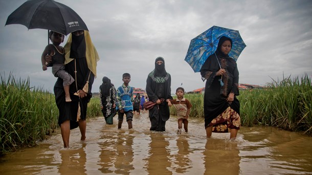 Bangladesh er særligt udsat for oversvømmelser, der bliver forværret af klimaforandringer. Den udfodring skulle danske bistandsmidler have bidraget til at løse, men i stedet er projektet nu lukket. 