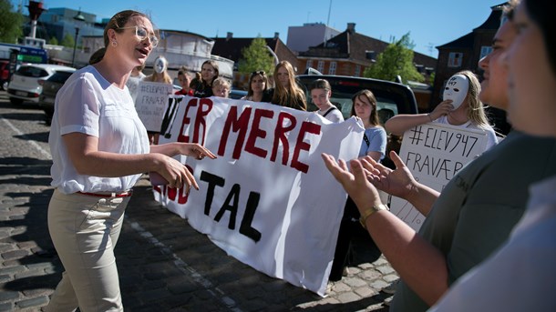 Riisager nærmer sig rød model for kortere skoledage