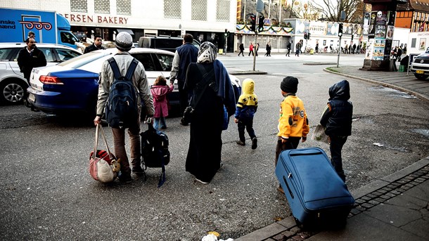 Vi skal have adskilt flygtninge fra migranter uden for Europa, skriver Mattias Tesfaye (S).