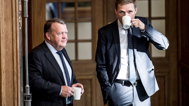 Løkke forsøger at fortælle de borgerlige vælgere, at der ingen borgerlig regering bliver, uden at Venstre sidder for bordenden, mener Jarl Cordua. (Arkivfoto)