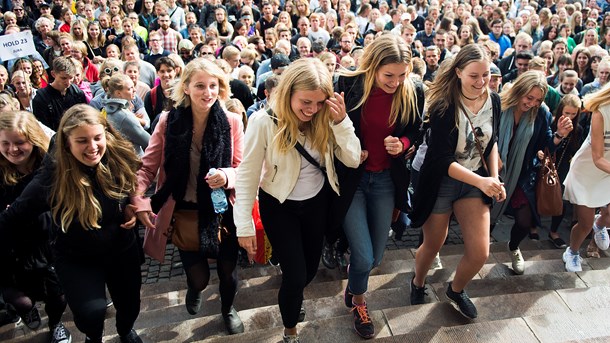 Niels Jespersen: Radikale bejler til rosa Rikke, der kan afgøre valget