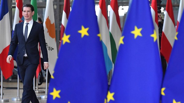 EU-Kommissionen advarer den østrigske regering og kansler Sebastian Kurz om en traktatsag, hvis ikke landet stopper sin indeksering af børnepenge. (Foto: Geert Vanden Wijngaert/AP/Ritzau Scanpix)