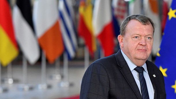 Statsminister Lars Løkke Rasmussen (V) har anlagt en mere EU-positiv linje, men selvom EU-modstanderne er svækket, er der ikke stemning for at afskaffe forbeholdene.